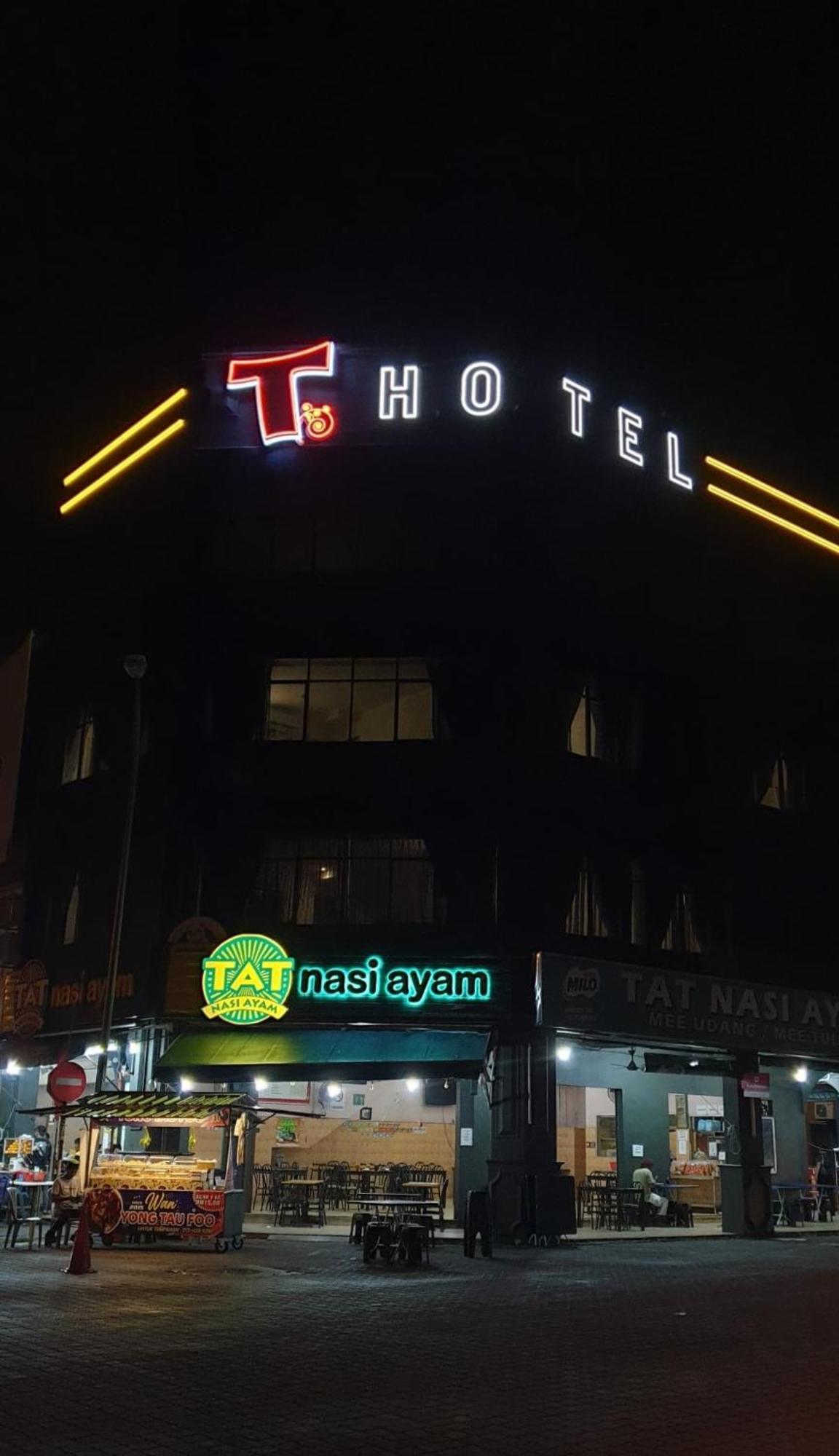 T Hotel Jalan Sultanah Алор Сетар Екстериор снимка